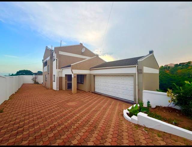 4 BEDROOM HOUSE FOR SALE IN RESERVOIR HILLS